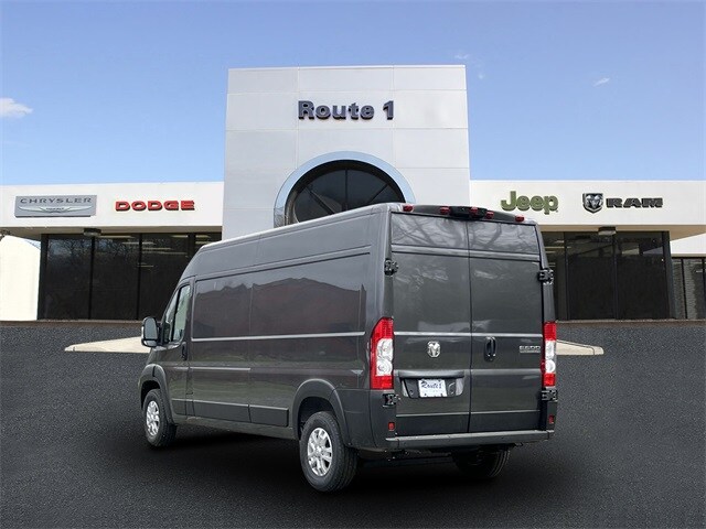2024 Ram ProMaster 2500 photo 3