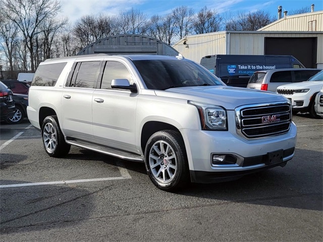 2017 GMC Yukon XL SLT's photo