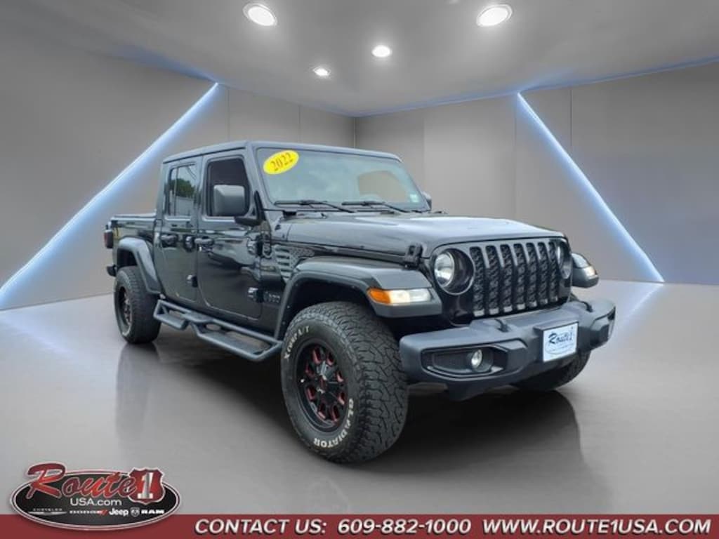 Used 2022 Jeep Gladiator Willys Truck