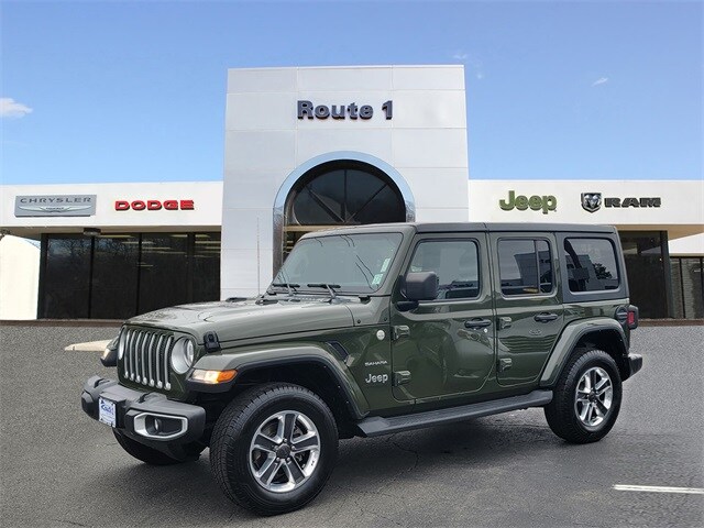 2022 Jeep Wrangler Unlimited Sahara photo 3