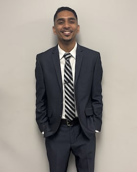 Staff member Sal Shetty from ID_314ba5995950