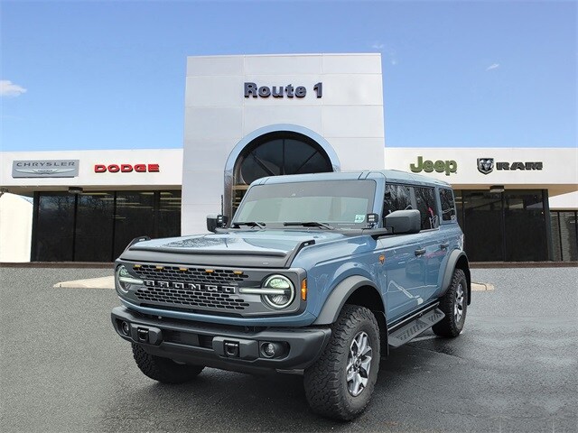 2025 Ford Bronco Badlands photo 3