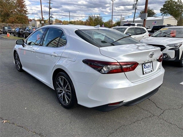 2023 Toyota Camry XLE photo 3