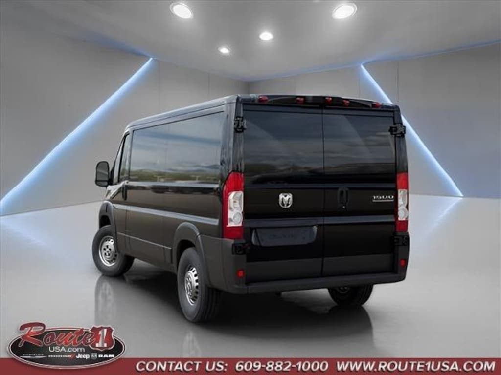 New 2026 Ram ProMaster PROMASTER 1500 TRADESMAN CARGO VAN LOW ROOF 136' W Cargo Van