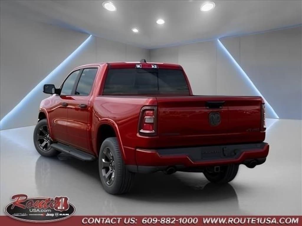 New 2026 Ram 1500 BIG HORN CREW CAB 4X4 5'7 BOX Pickup