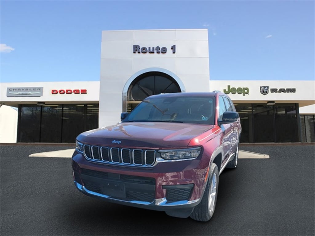 Used 2023 Jeep Grand Cherokee L Laredo SUV