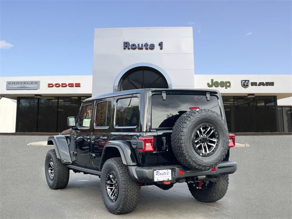 New 2026 Jeep Wrangler 4-DOOR RUBICON X Sport Utility