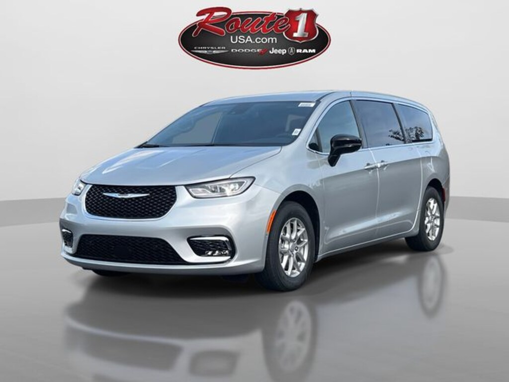 New 2026 Chrysler Pacifica SELECT Passenger Van