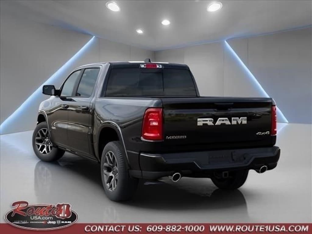 New 2027 Ram 1500 LARAMIE CREW CAB 4X4 5'7 BOX Pickup