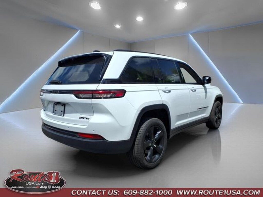 Certified 2025 Jeep Grand Cherokee Limited SUV