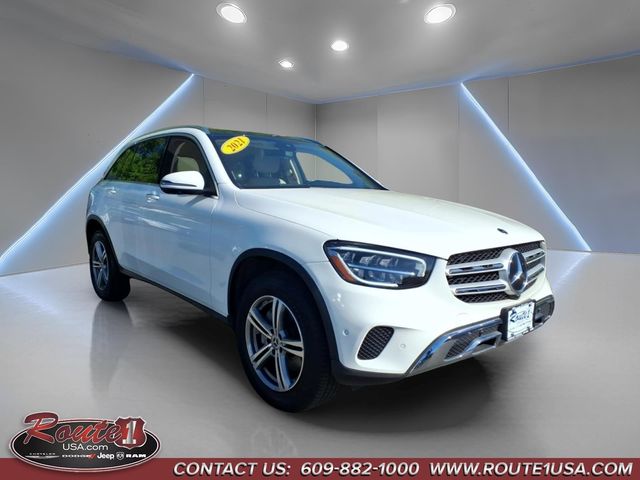 2021 Mercedes-Benz GLC GLC300 4MATIC's photo