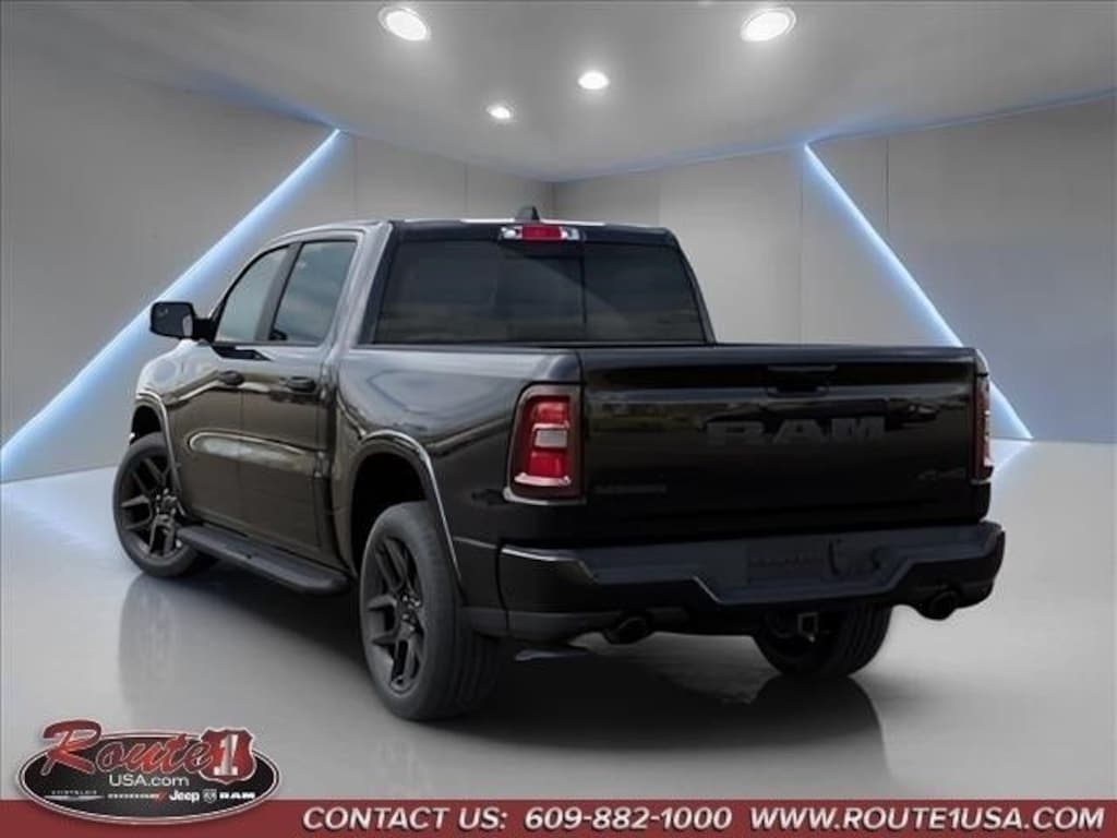 New 2027 Ram 1500 LARAMIE CREW CAB 4X4 5'7 BOX Pickup