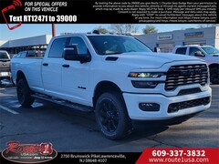 2026 Ram 3500 BIG HORN CREW CAB 4X4 8' BOX Pickup