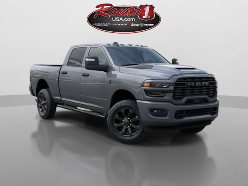 New 2026 Ram 2500 BLACK EXPRESS CREW CAB 4X4 6'4 BOX Pickup
