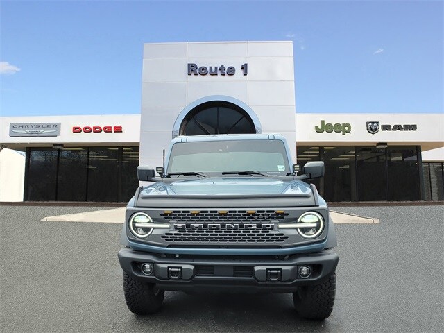 2025 Ford Bronco Badlands photo 2