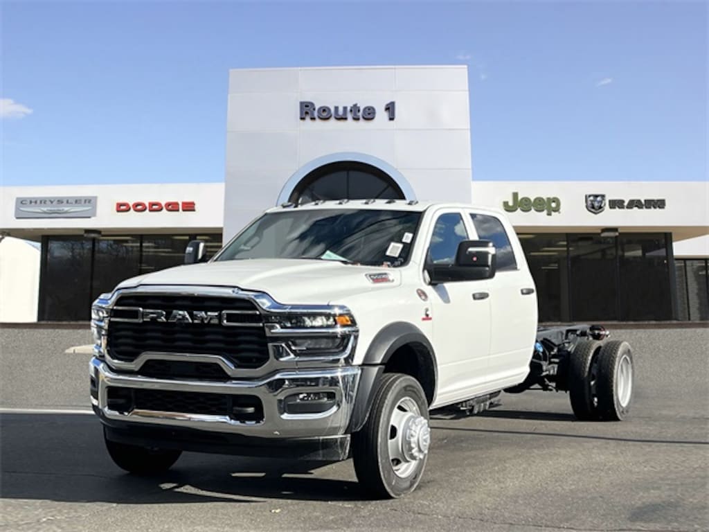 New 2026 Ram 5500 Chassis Cab 5500 TRADESMAN CHASSIS CREW CAB 4X4 84' CA Pickup