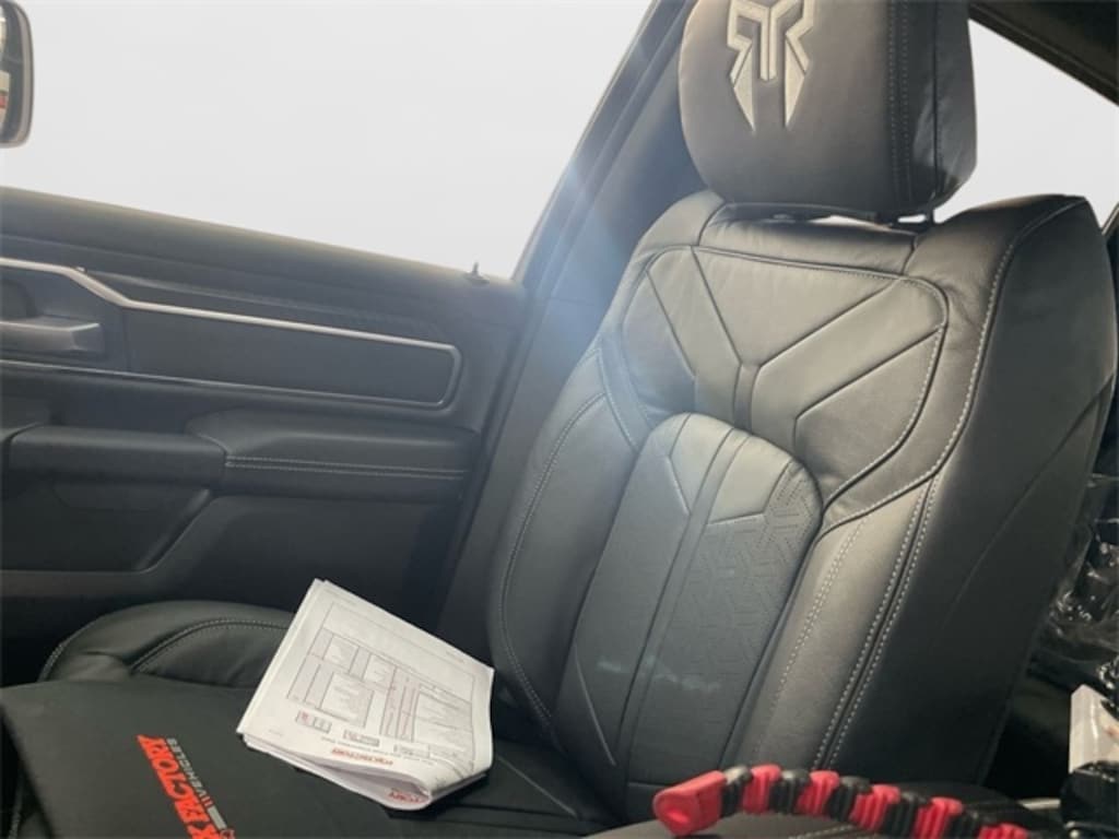 New 2026 Ram 1500 BIG HORN CREW CAB 4X4 5'7 BOX ROCKY RIDGE