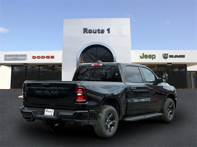 2025 Ram 1500 Tradesman photo 3