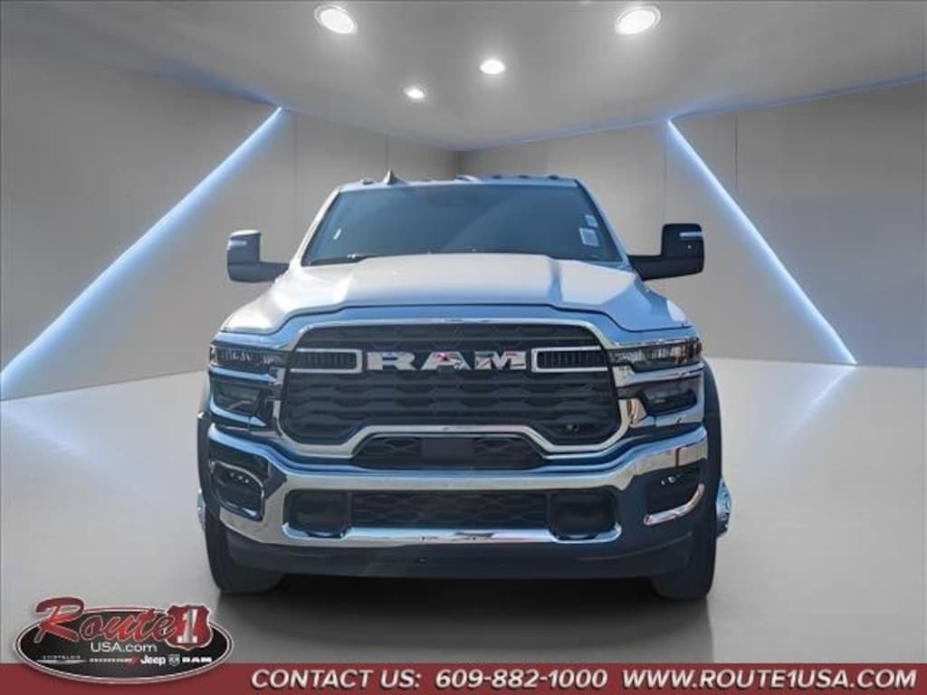 New 2026 Ram 5500 Chassis Cab TRADESMAN CREW 4X4 84' CA 11.5' Super Duty Dump Body