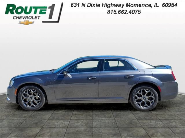 Used 2015 Chrysler 300 Limited with VIN 2C3CCARG5FH849513 for sale in Momence, IL