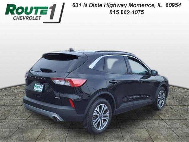 2021 Ford Escape SEL photo 4