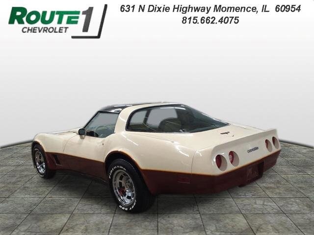 1981 Chevrolet Corvette photo 2