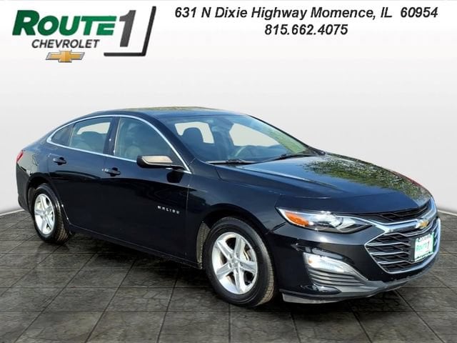 Used 2020 Chevrolet Malibu 1LS with VIN 1G1ZB5ST5LF118335 for sale in Momence, IL