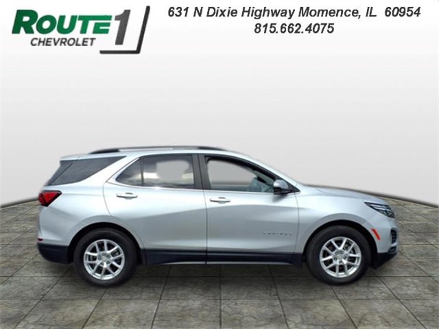 2022 Chevrolet Equinox LT photo 3