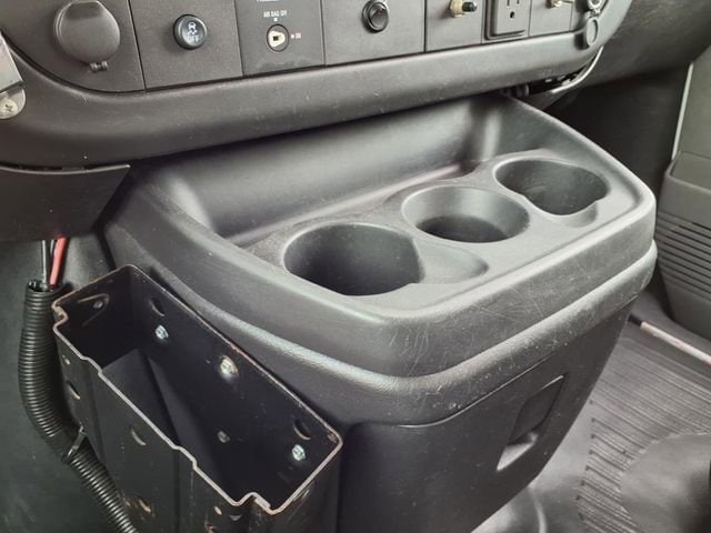 2015 Chevrolet Express Cargo Work Van - Photo 23