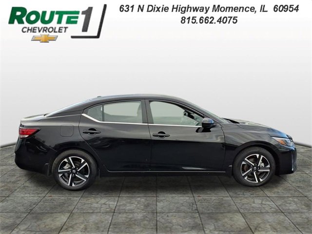 2024 Nissan Sentra SV photo 3