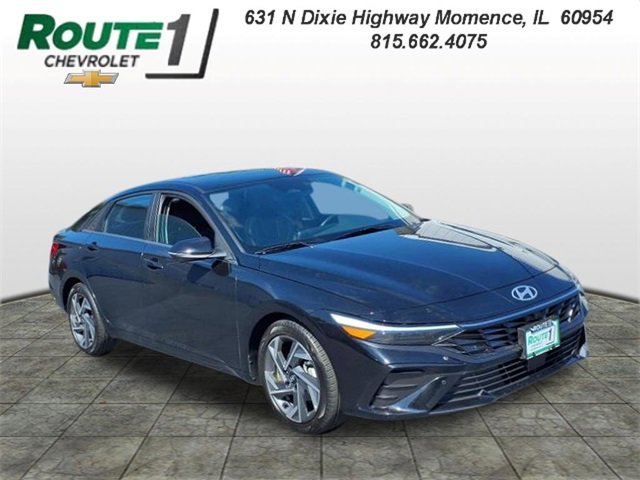2024 Hyundai Elantra Limited photo 2