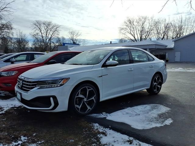 2020 Volkswagen Passat R-Line