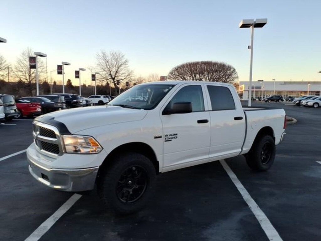 Used 2022 Ram 1500 Classic SLT