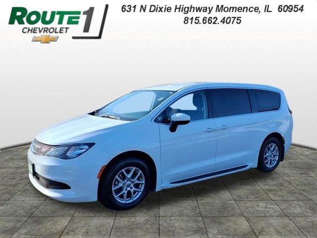 2021 Chrysler Voyager 