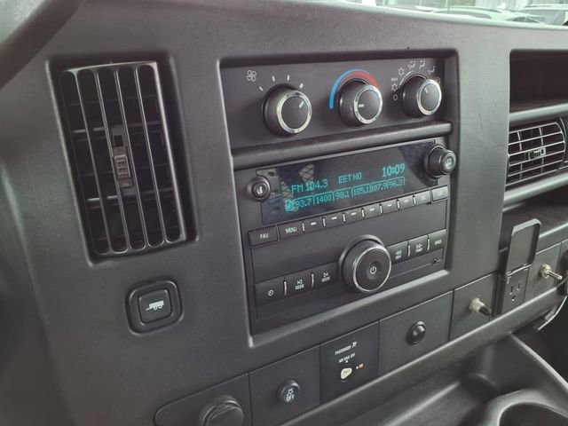 2015 Chevrolet Express Cargo Work Van - Photo 20