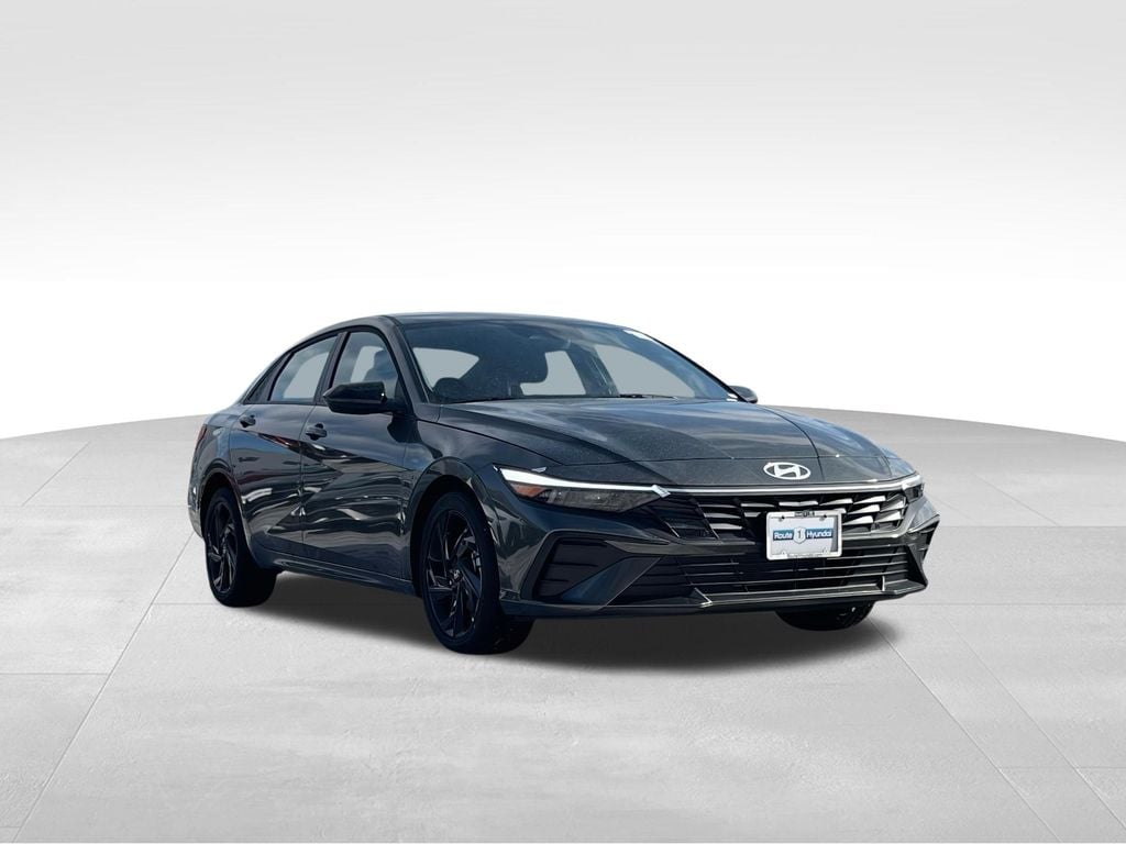 New 2026 Hyundai Elantra SEL Sport Sedan