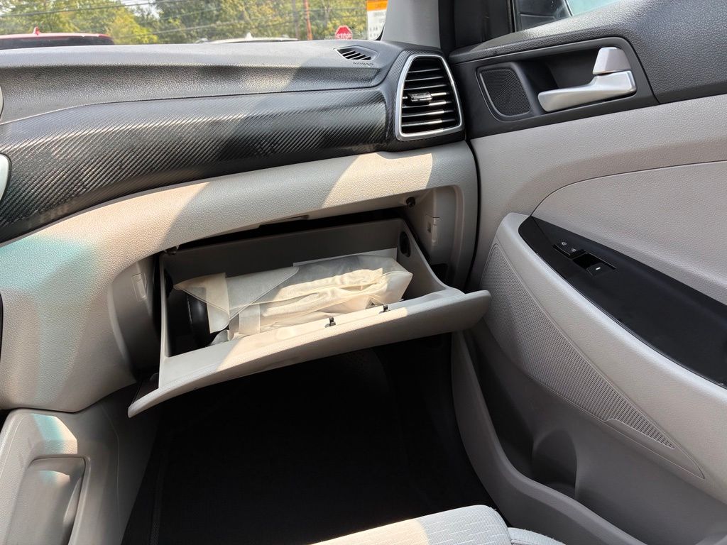 2019 Hyundai Tucson SE - Photo 42