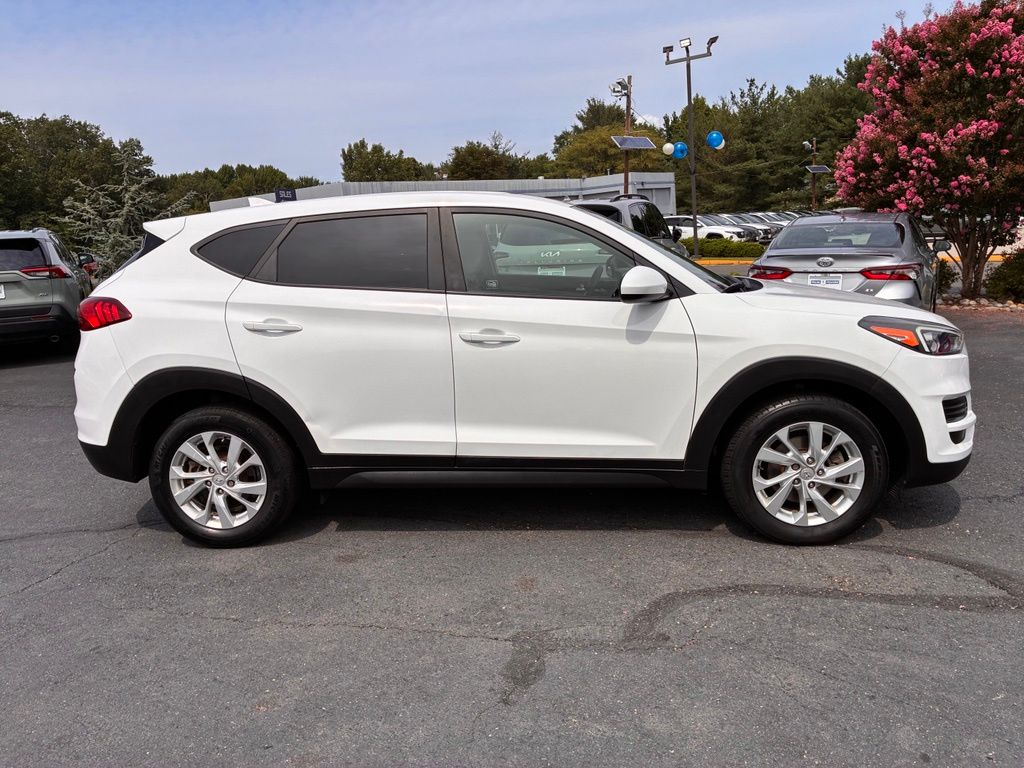 2019 Hyundai Tucson SE - Photo 8