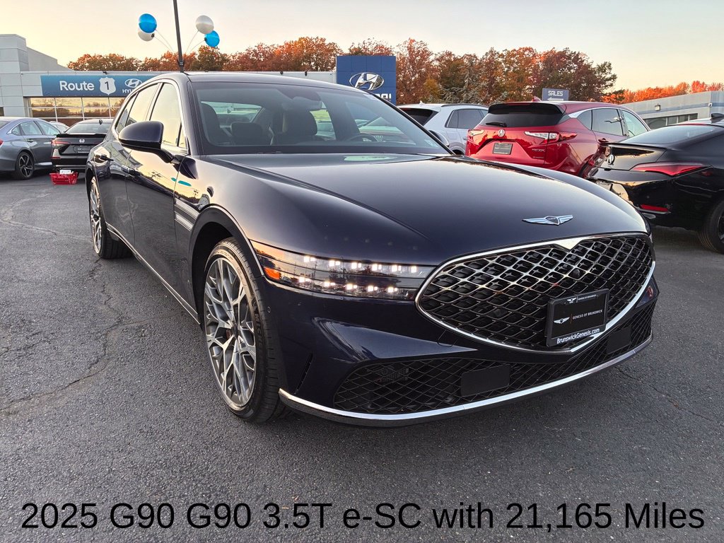 Genesis G90