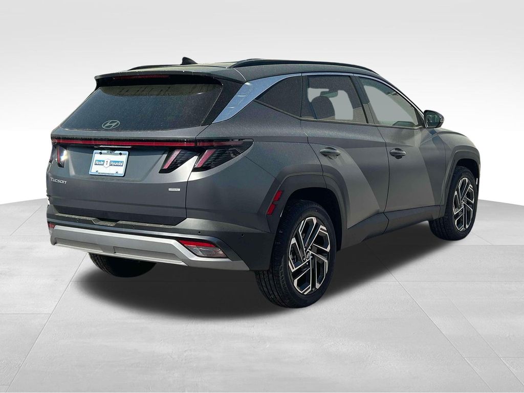 2025 Hyundai Tucson Limited photo 2