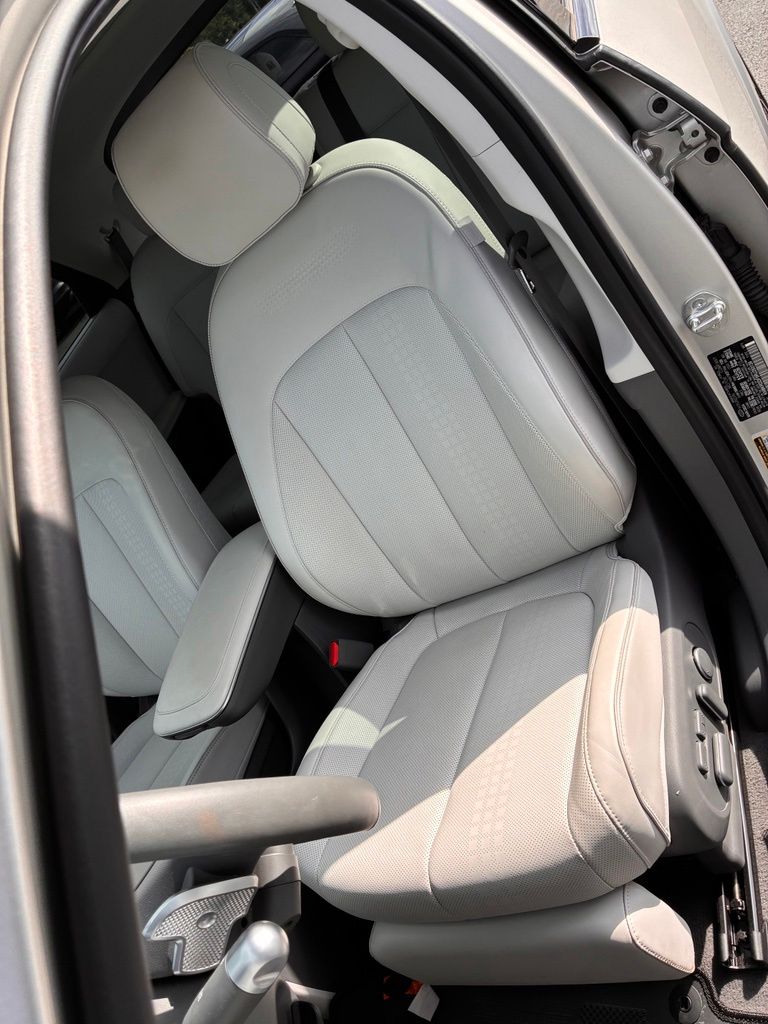 2024 Hyundai IONIQ 5 Limited - Photo 21