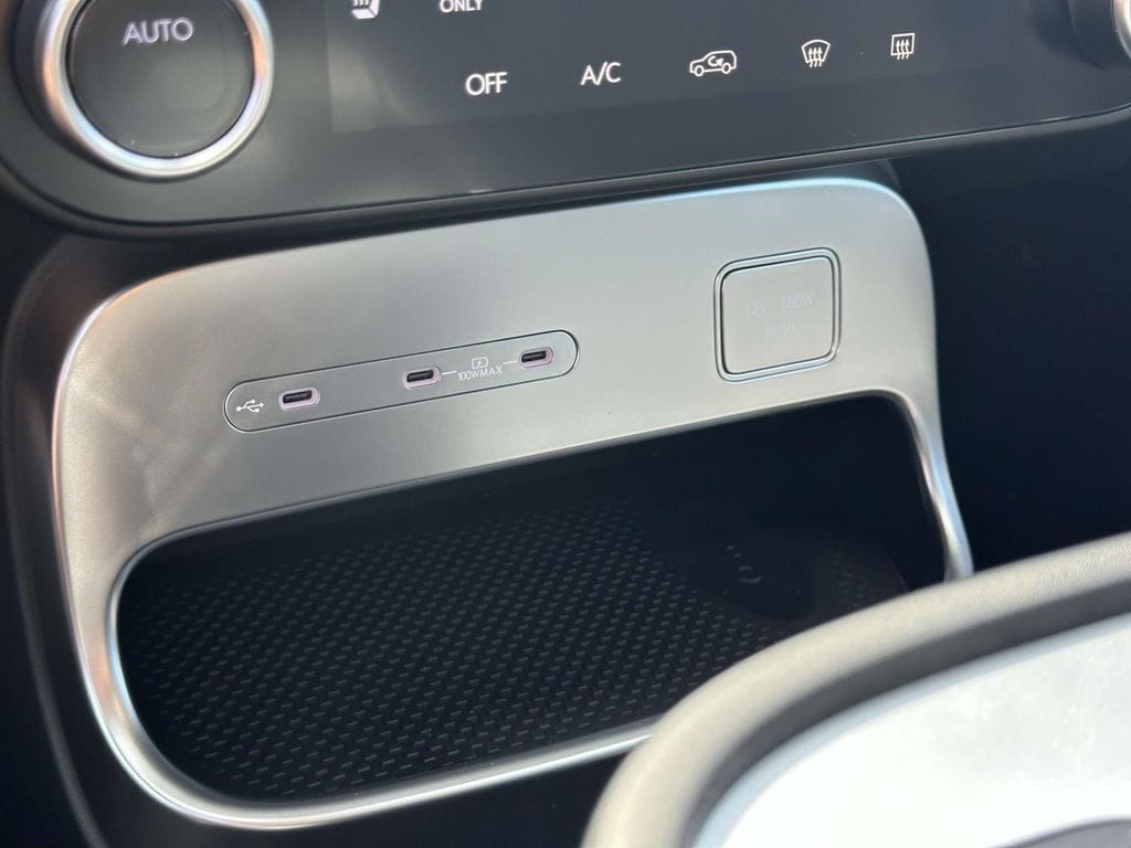 2026 Hyundai IONIQ 9 SE - Photo 20