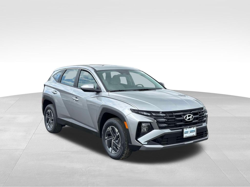 2026 Hyundai Tucson Blue SE HEV AWD's photo