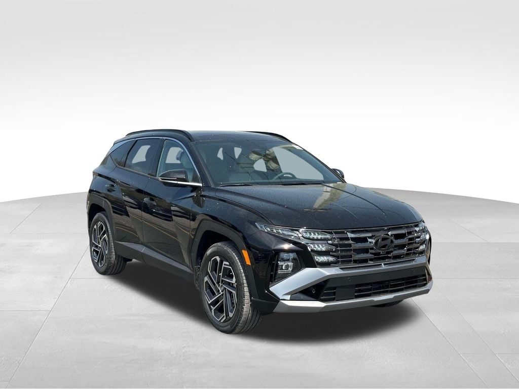 2026 Hyundai Tucson Limited HEV AWD's photo