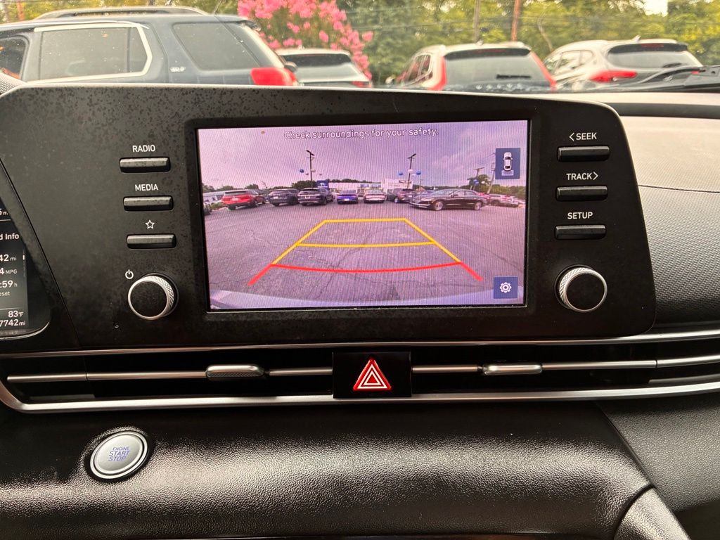 2022 Hyundai Elantra SEL - Photo 30
