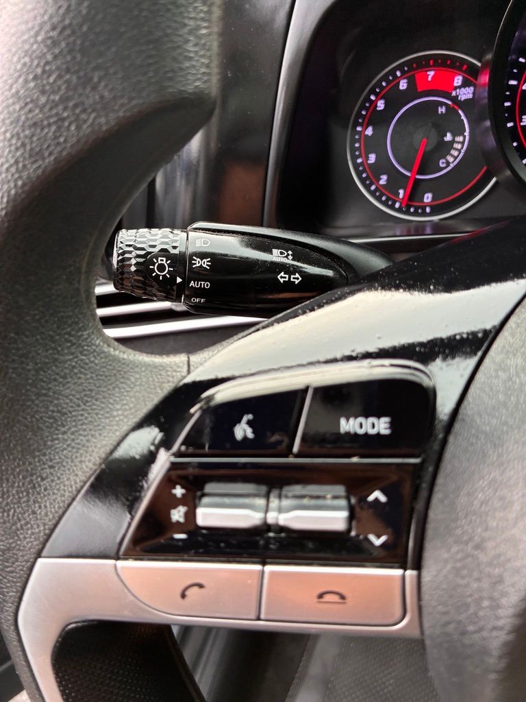 2022 Hyundai Elantra SEL - Photo 27