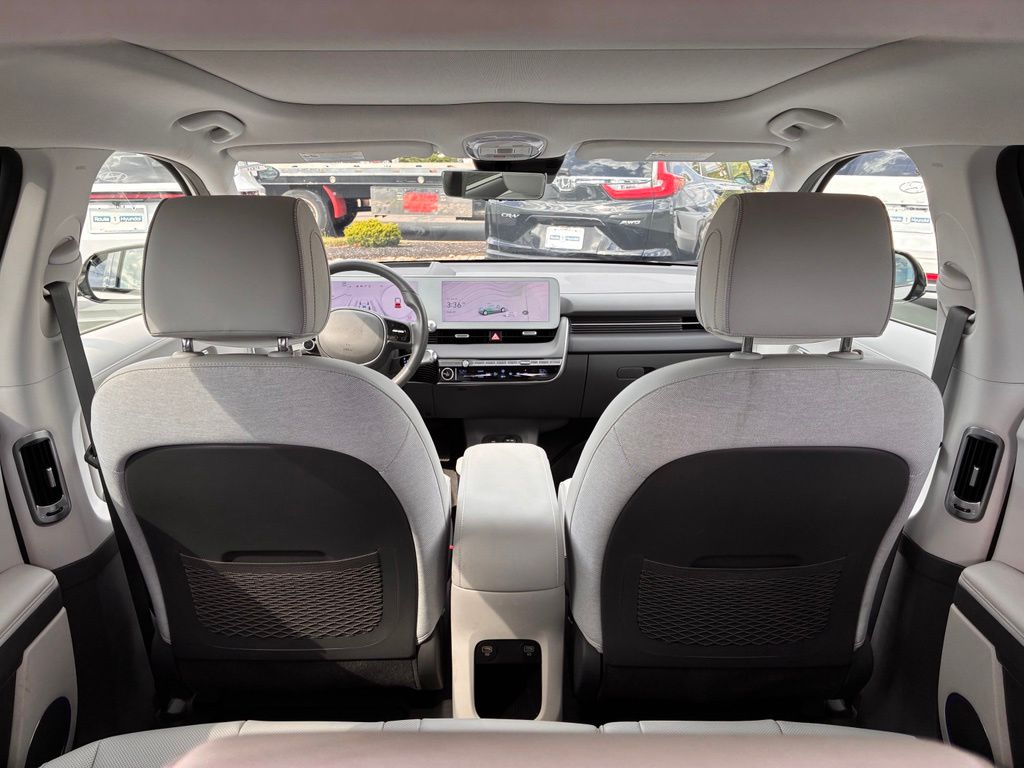 2024 Hyundai IONIQ 5 Limited - Photo 14