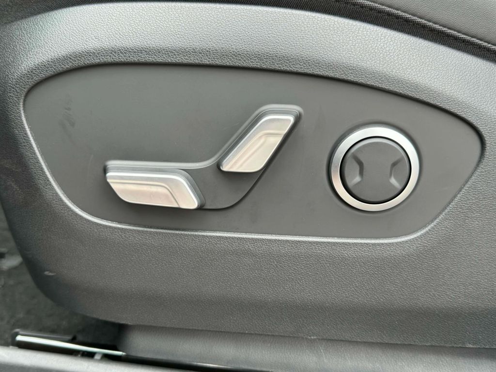 2026 Hyundai IONIQ 9 SEL - Photo 16