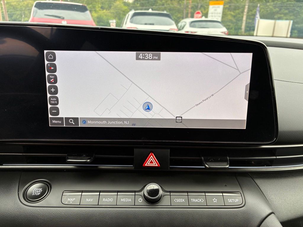 2025 Hyundai Elantra Blue - Photo 31