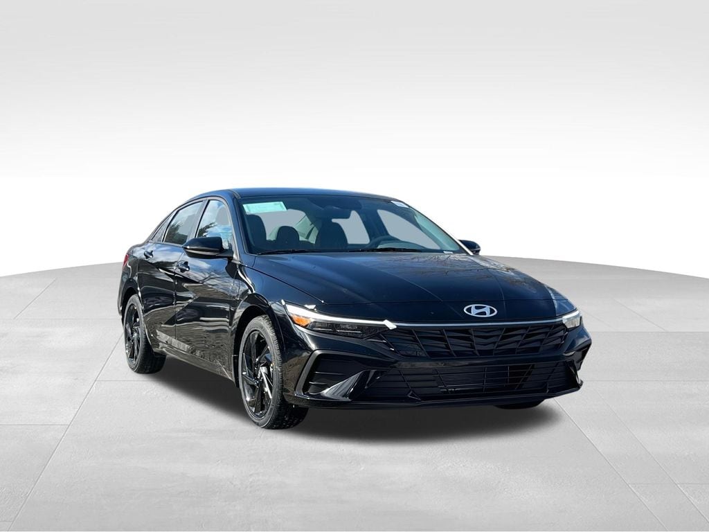 New 2026 Hyundai Elantra SEL Sport Sedan